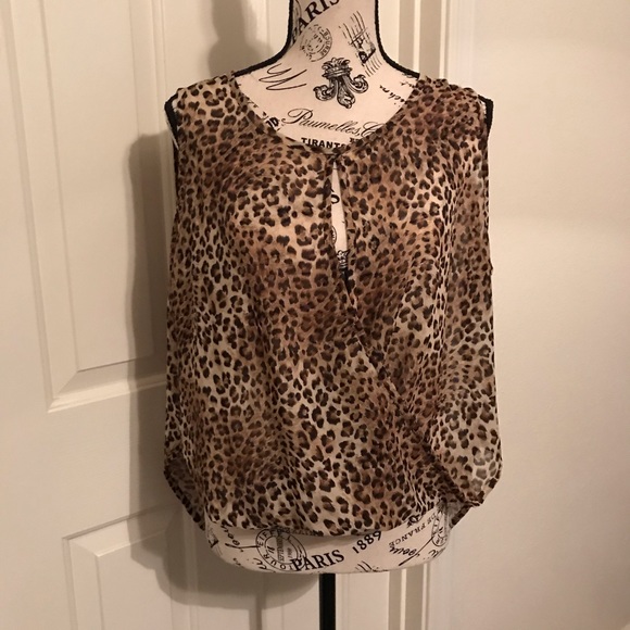 Better Be Sheer animal print top - Picture 3 of 5